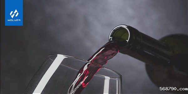 发酵罐进行红酒发酵 发酵罐进行红酒发酵